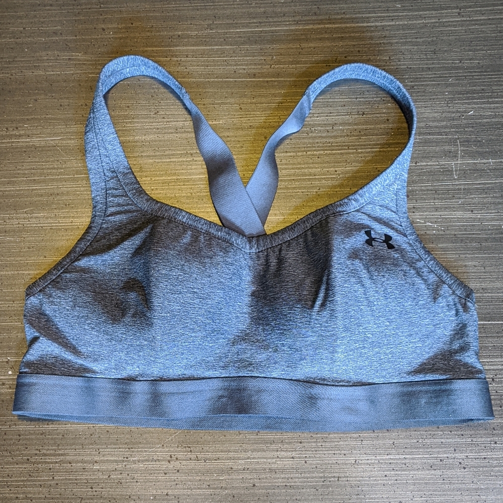 Under Armour Heat Gear sports bra